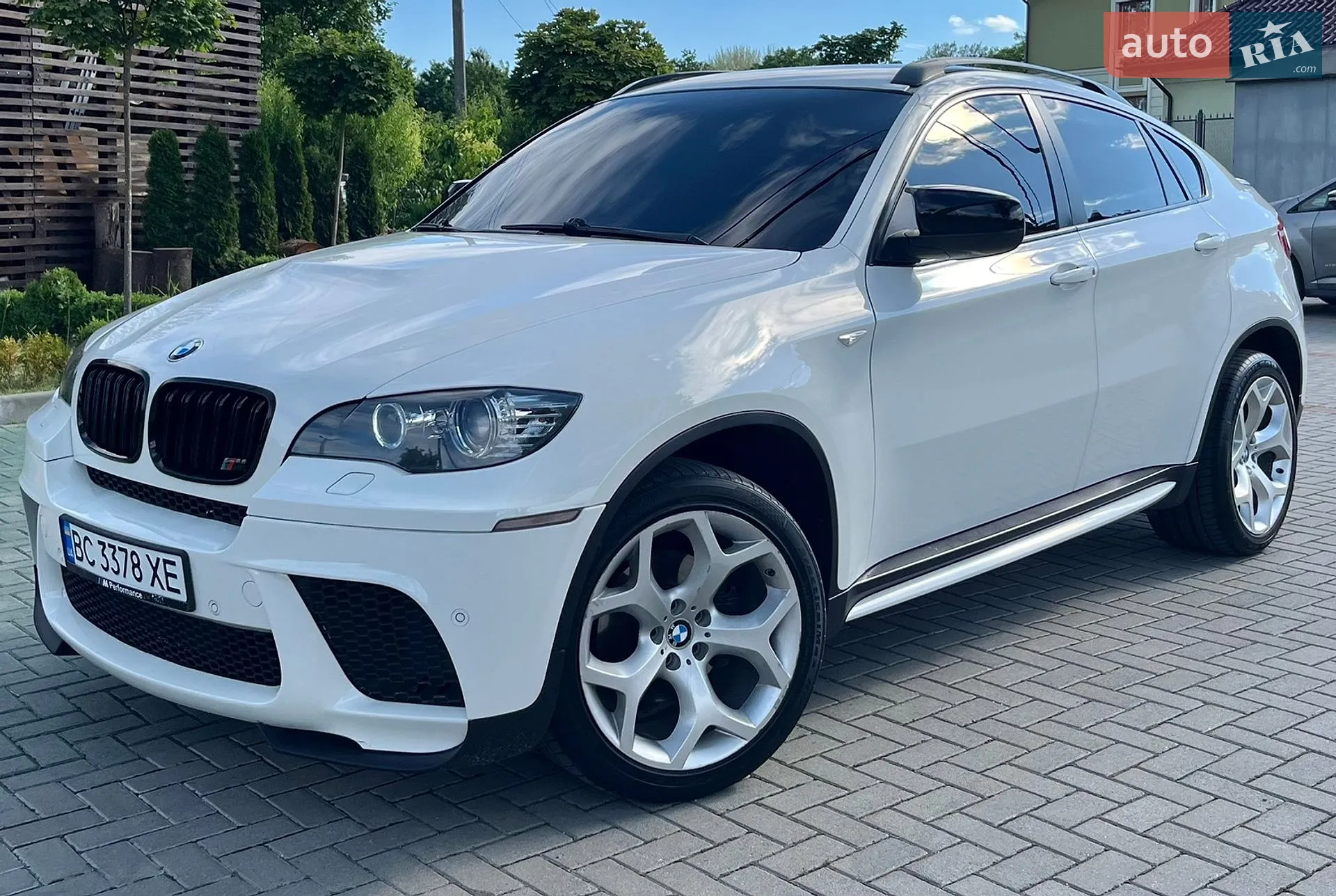 2010 BMW X6 - мініатюра 23