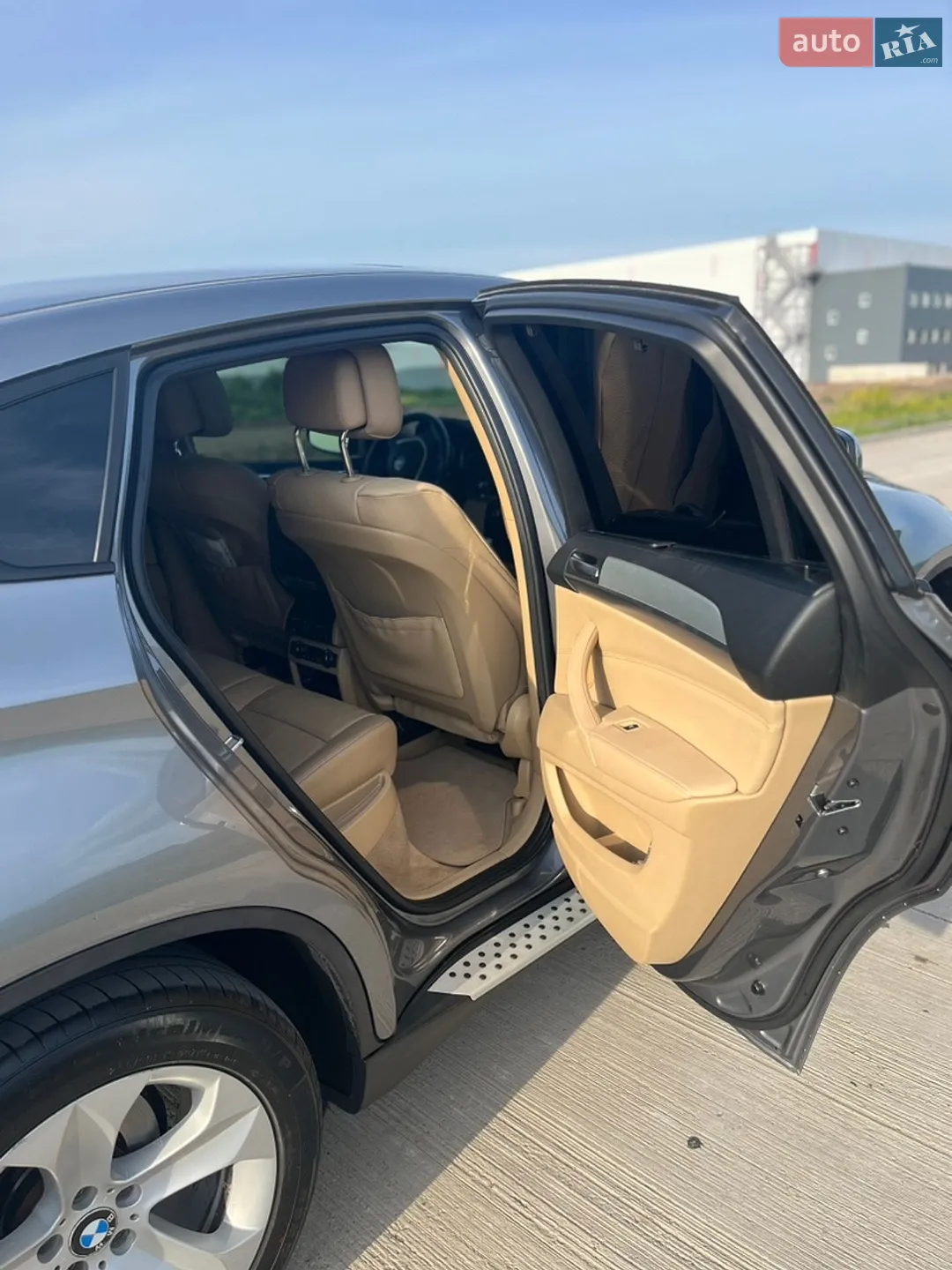 2011 BMW X6 - мініатюра 12
