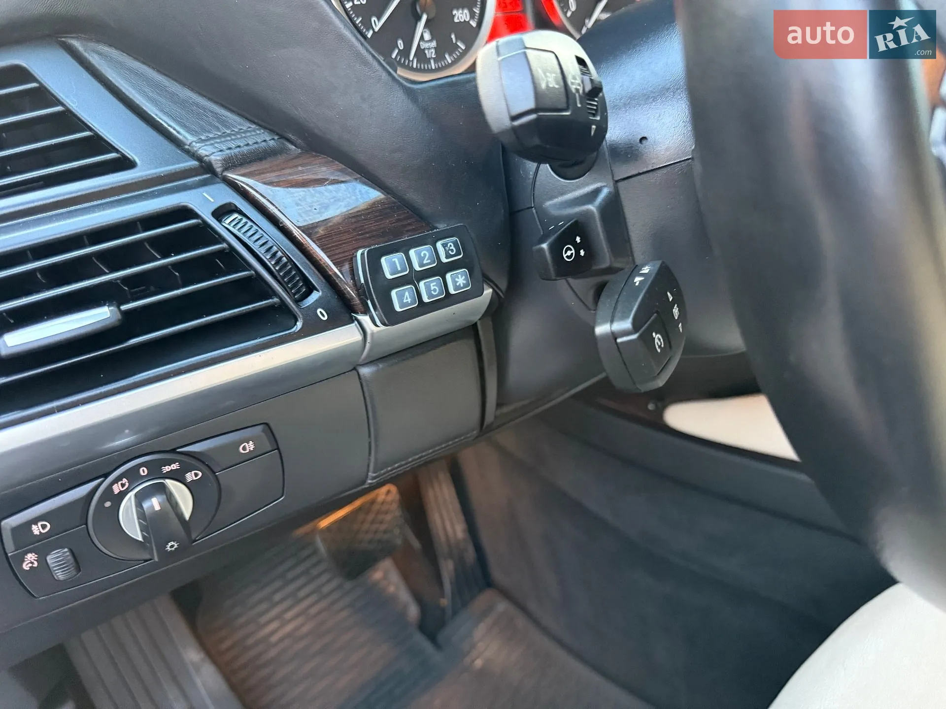 2012 BMW X6 - мініатюра 43