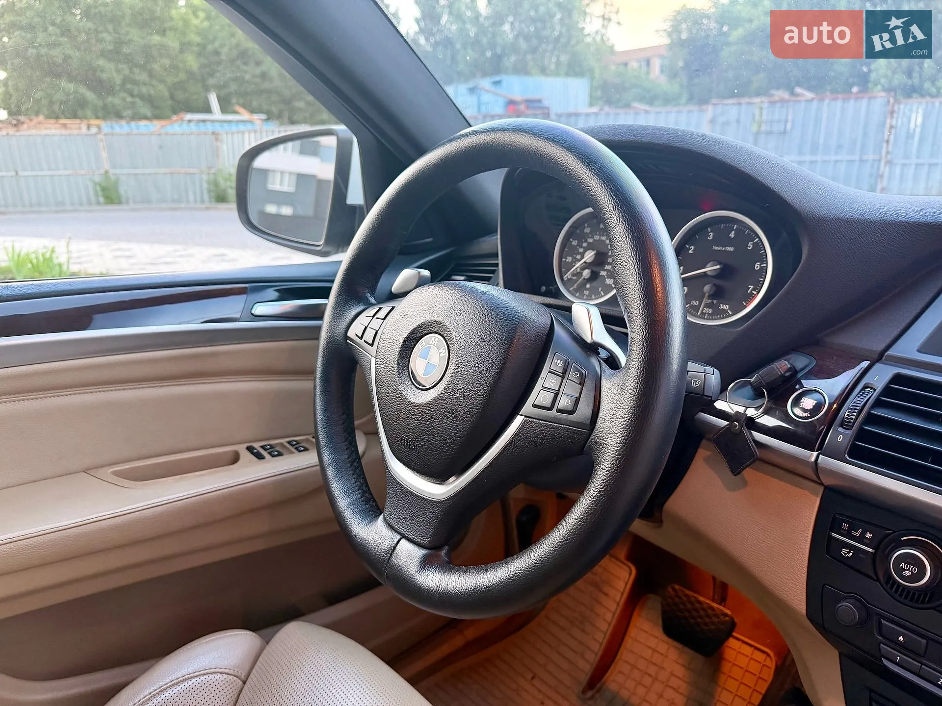 2010 BMW X6 - мініатюра 69