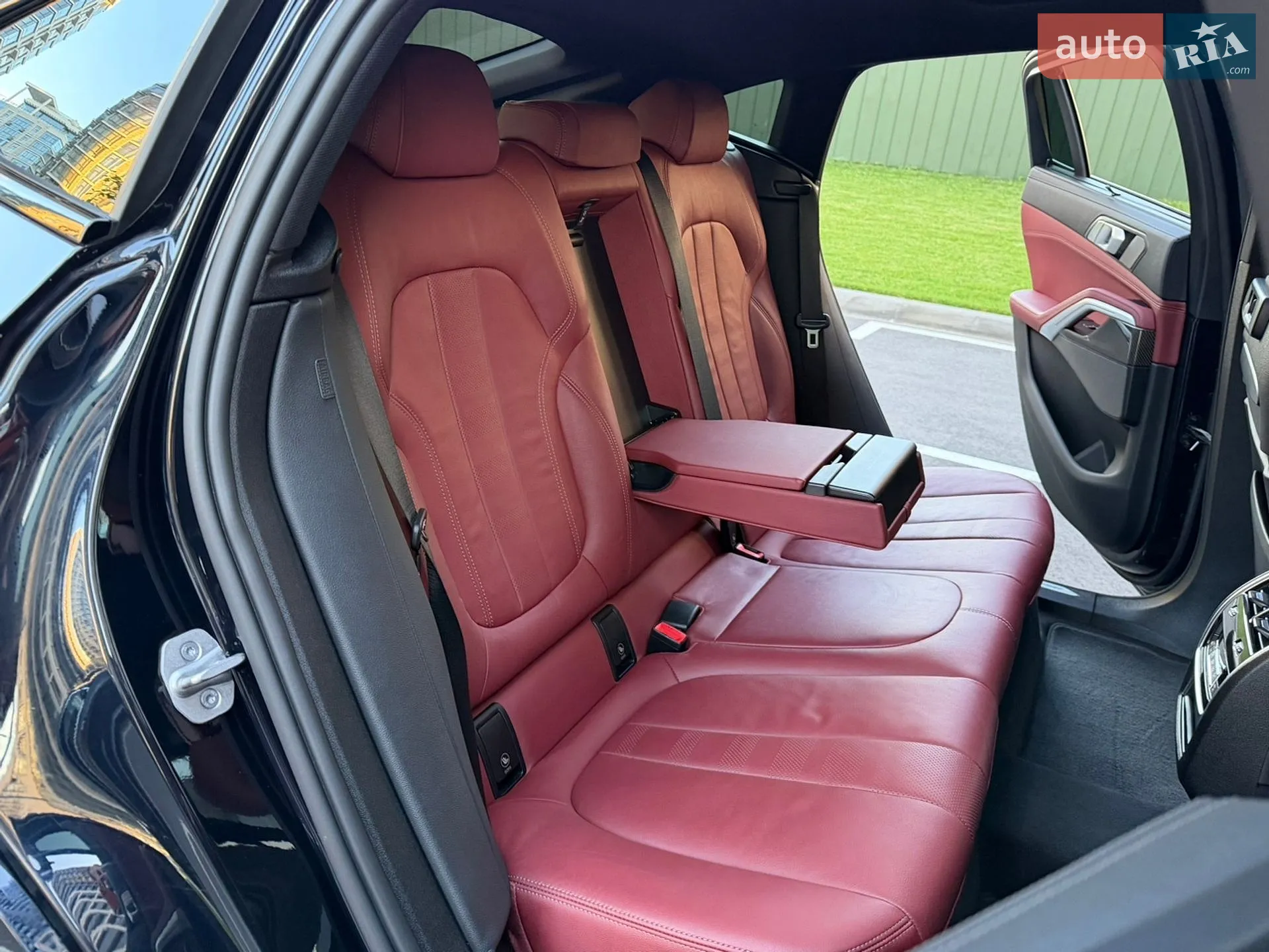 2021 BMW X6 - мініатюра 47