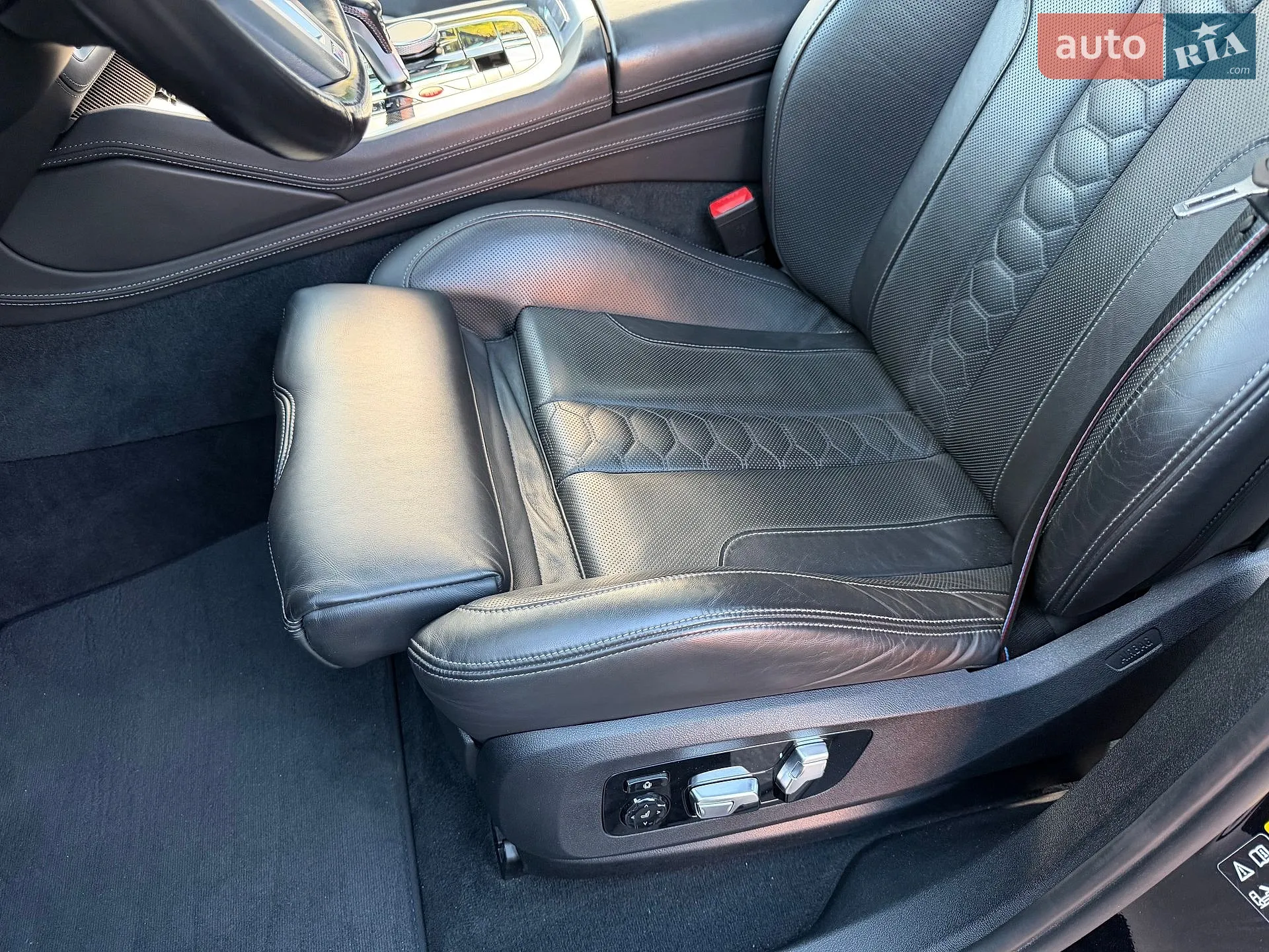 2021 BMW X6 - мініатюра 36