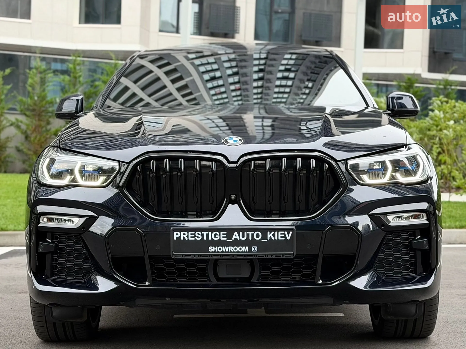 2020 BMW X6 - мініатюра 2