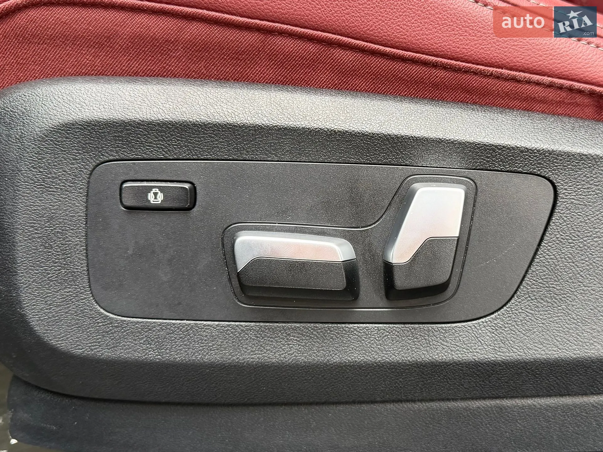 2020 BMW X6 - мініатюра 41