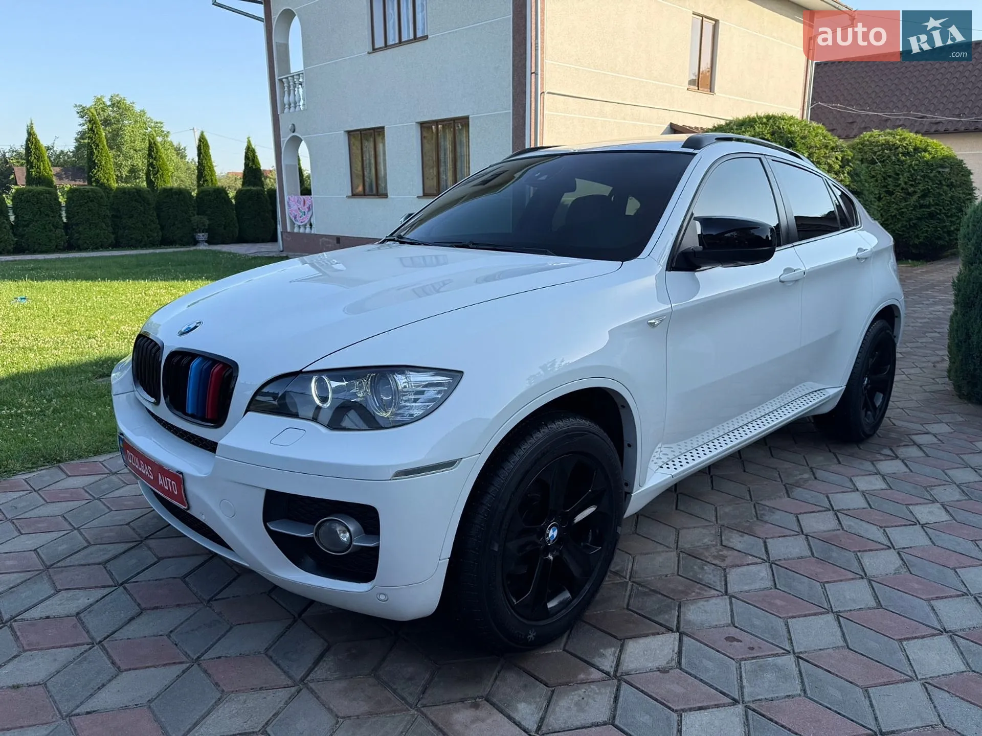 2010 BMW X6 - мініатюра 11