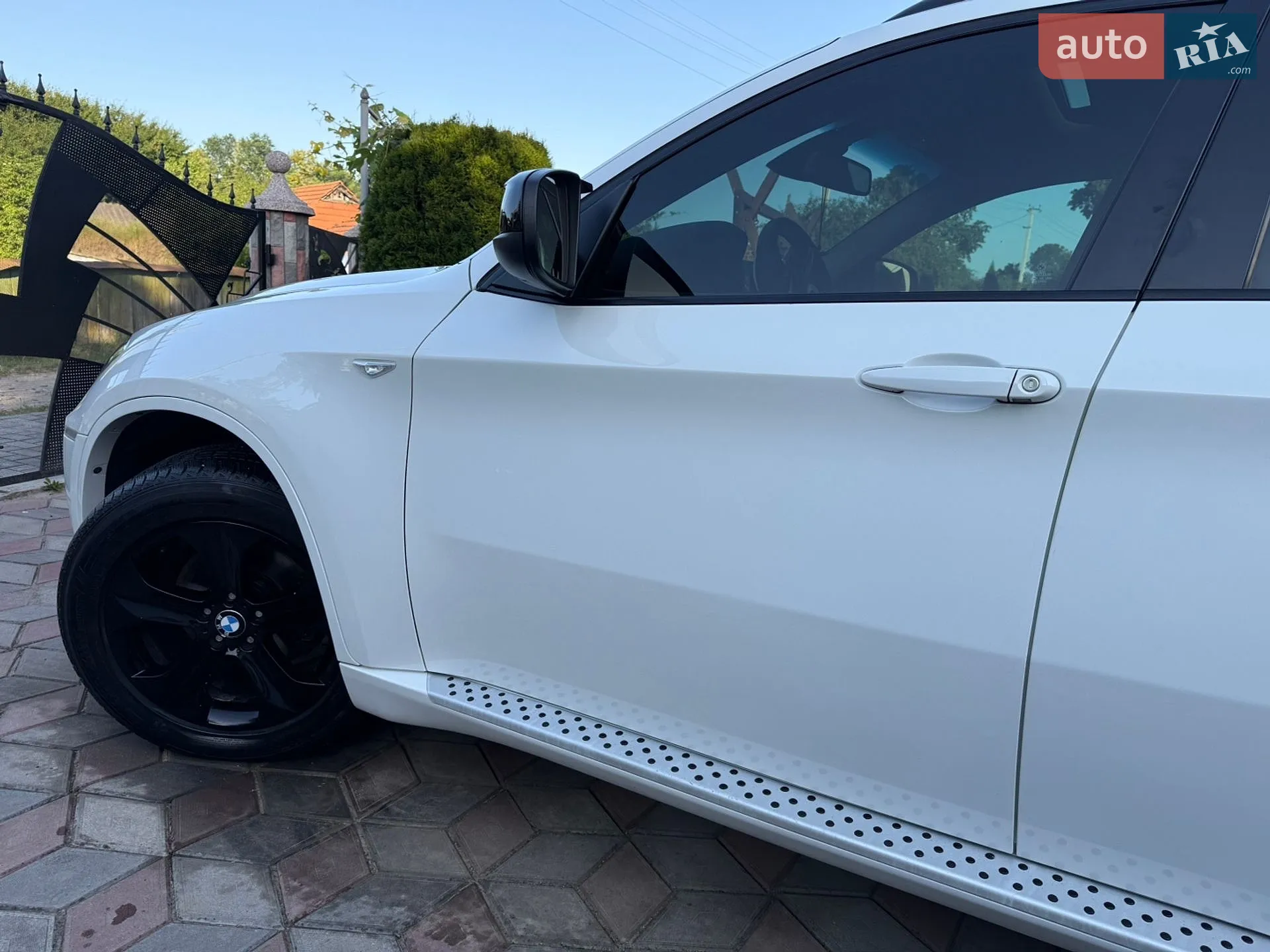 2010 BMW X6 - мініатюра 24