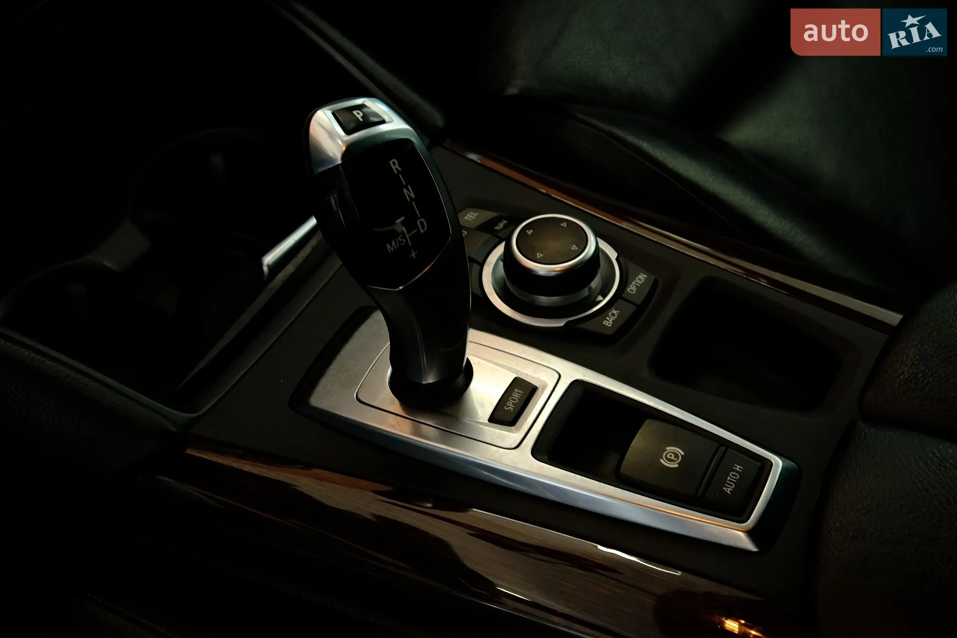 2011 BMW X6 - мініатюра 15