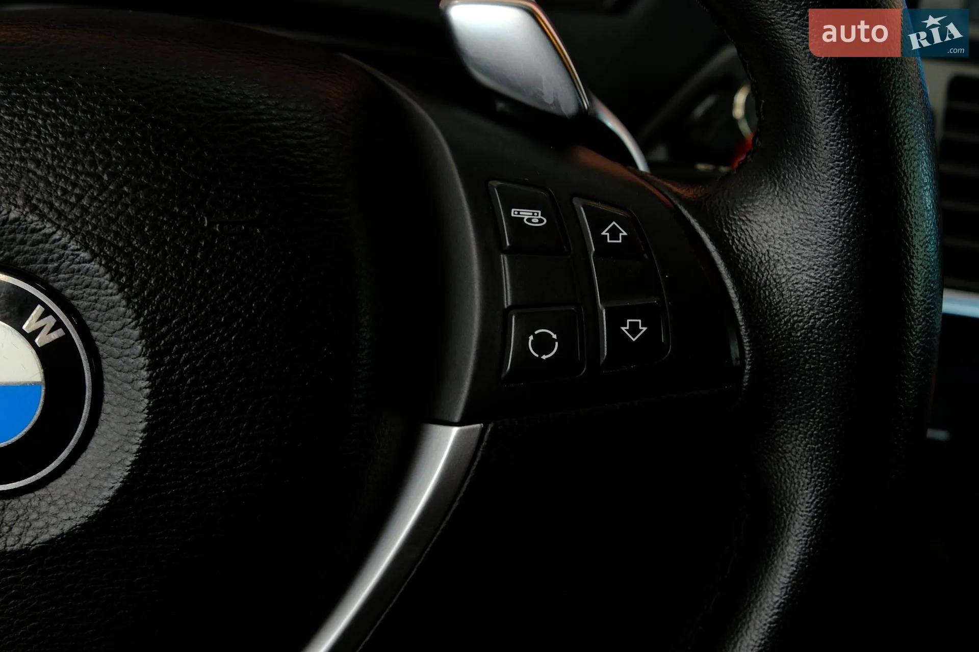 2011 BMW X6 - мініатюра 18
