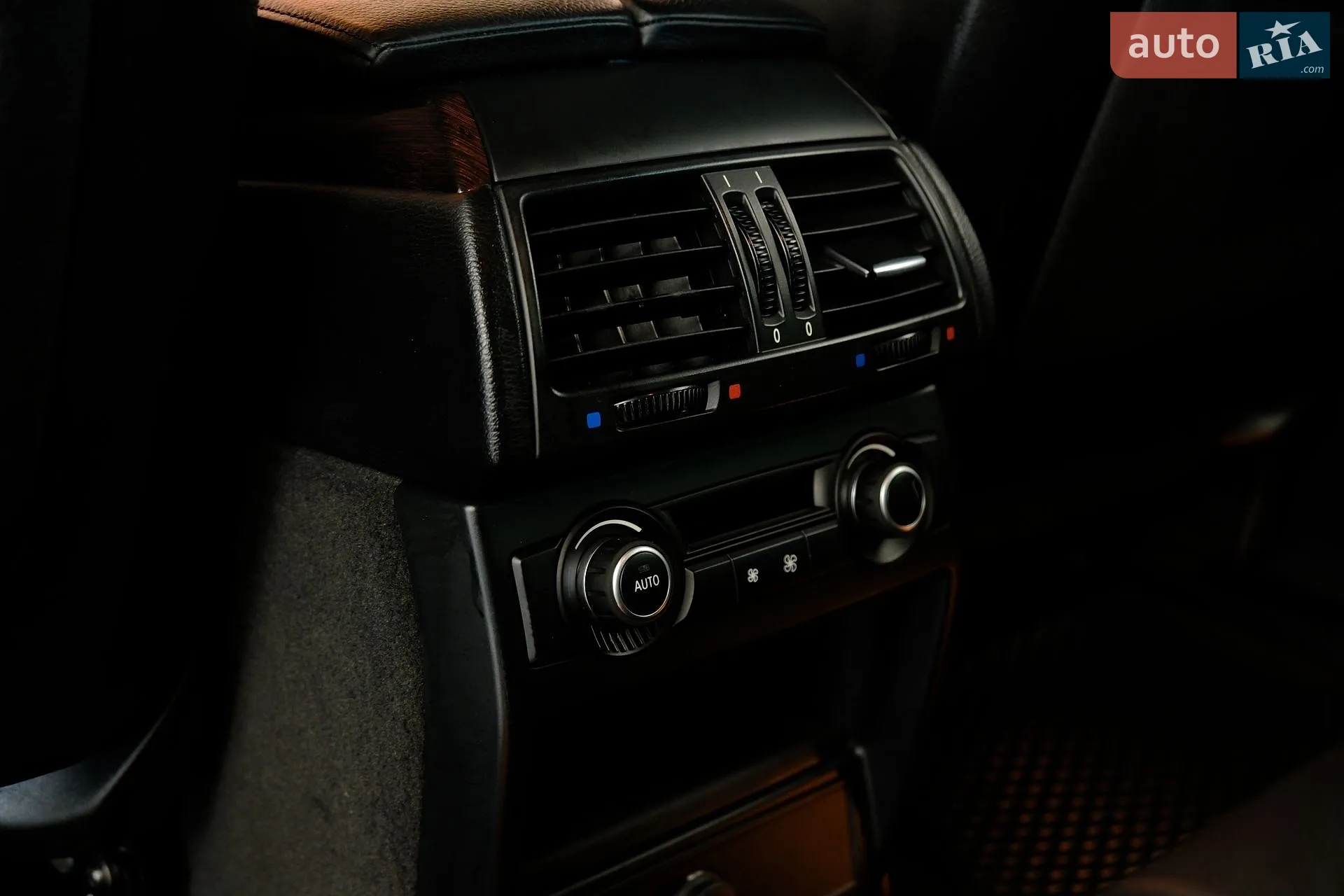 2011 BMW X6 - мініатюра 30