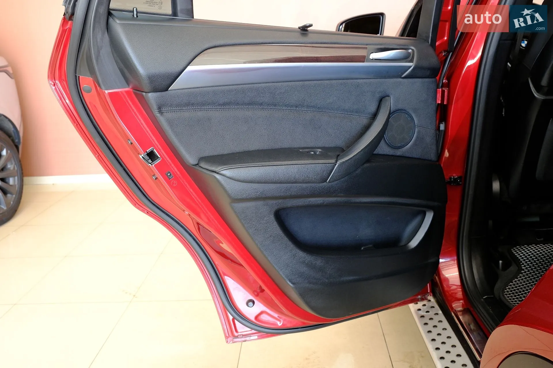 2011 BMW X6 - мініатюра 32