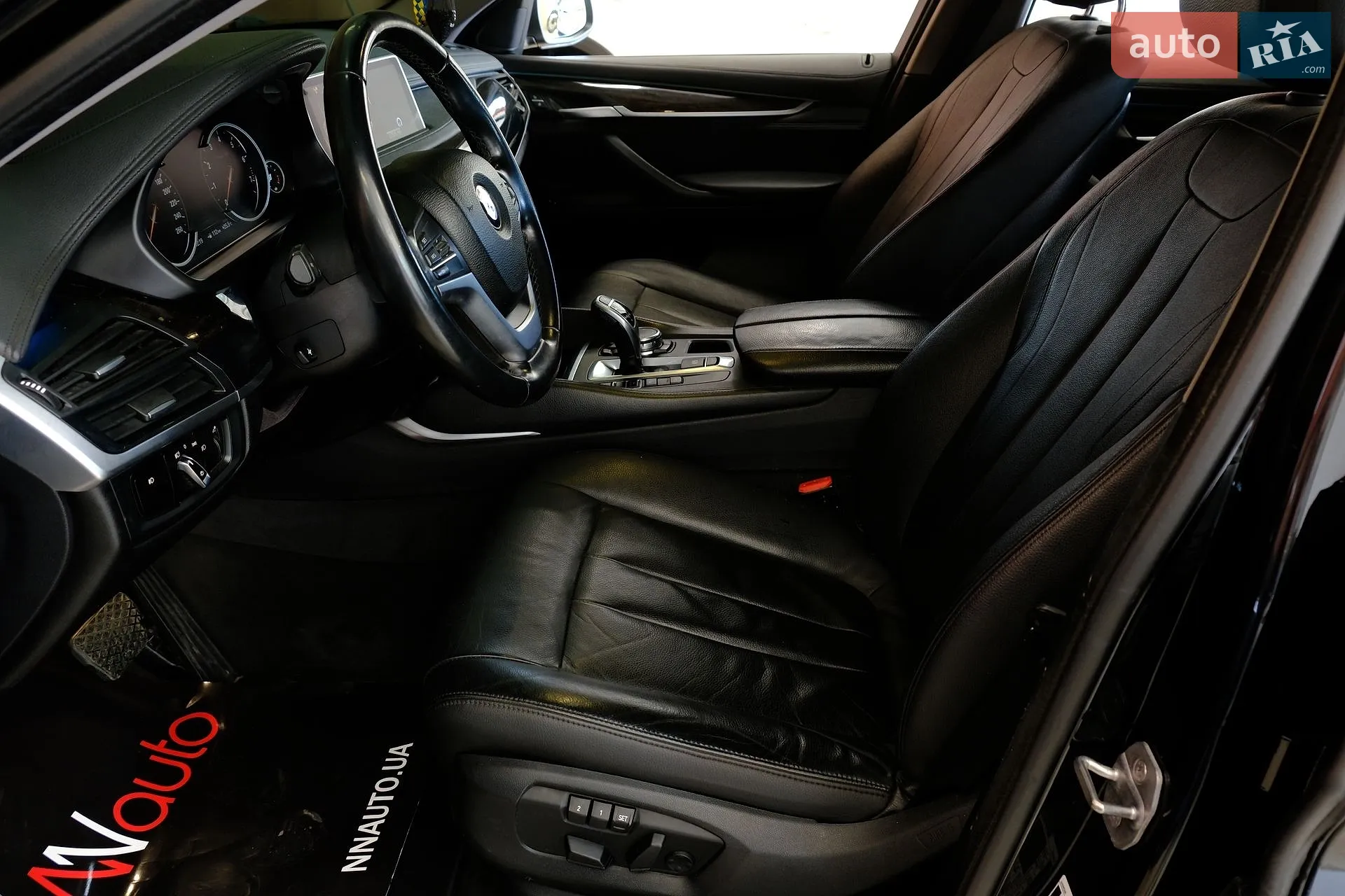 2016 BMW X6 - мініатюра 24