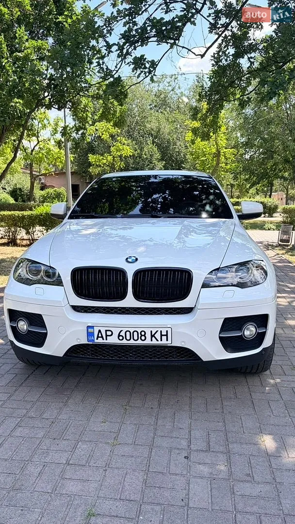2010 BMW X6 - мініатюра 15