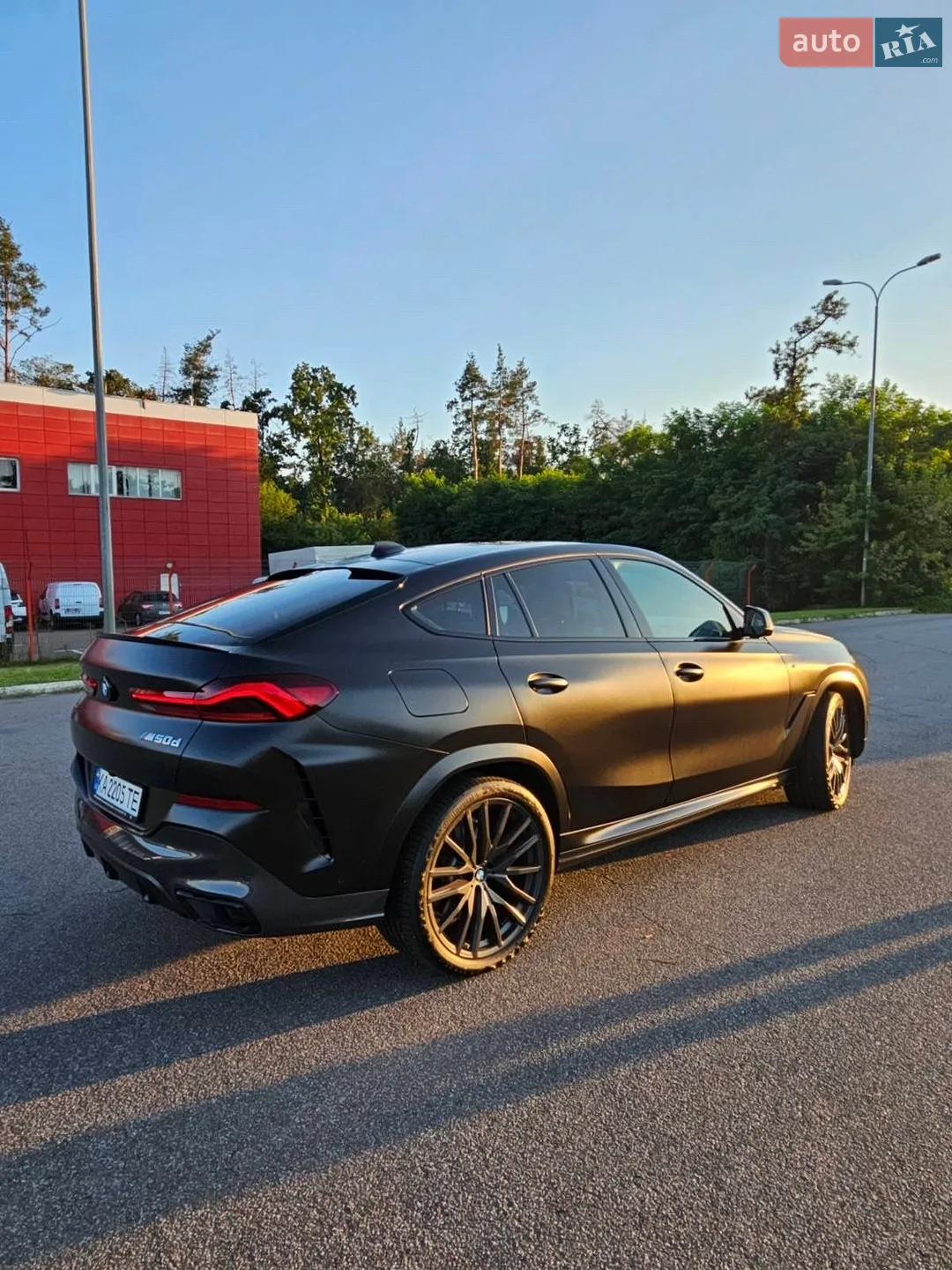 2022 BMW X6 - мініатюра 2