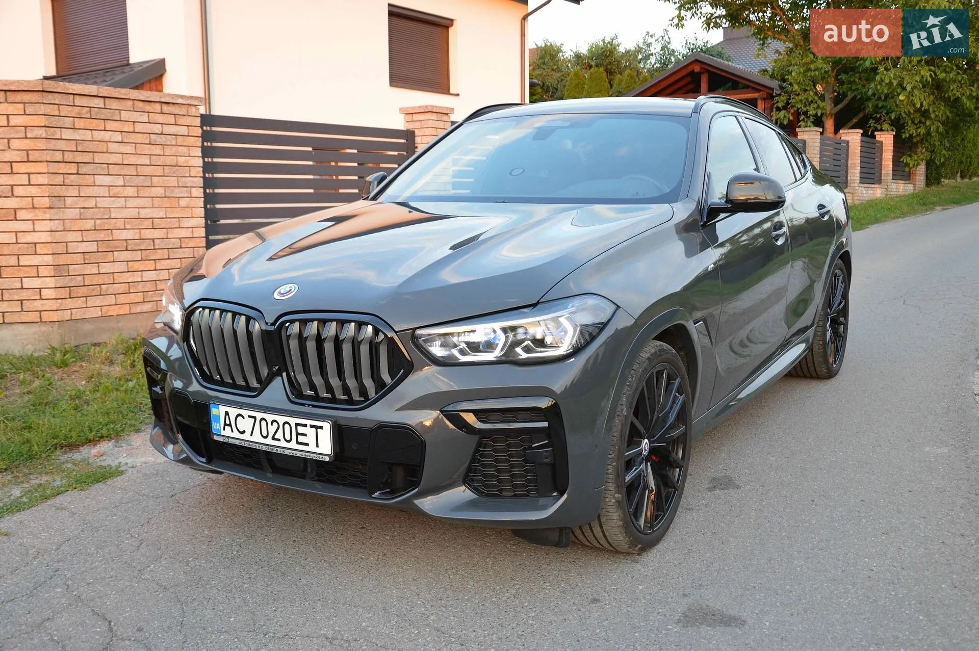 2021 BMW X6 - мініатюра 2