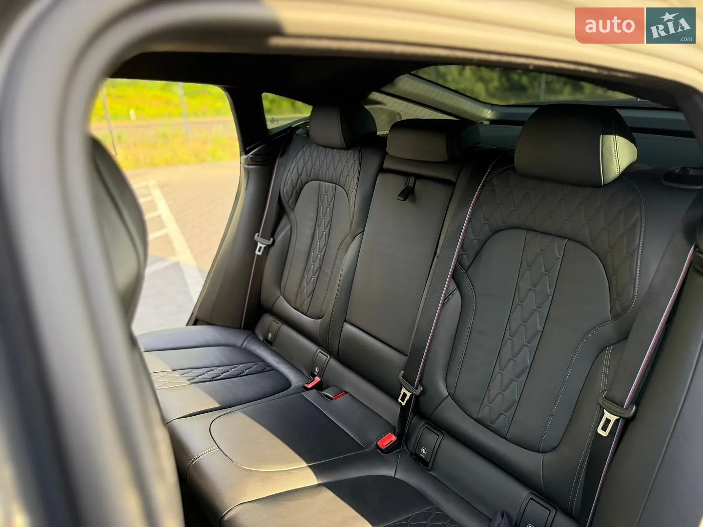 2021 BMW X6 - мініатюра 100