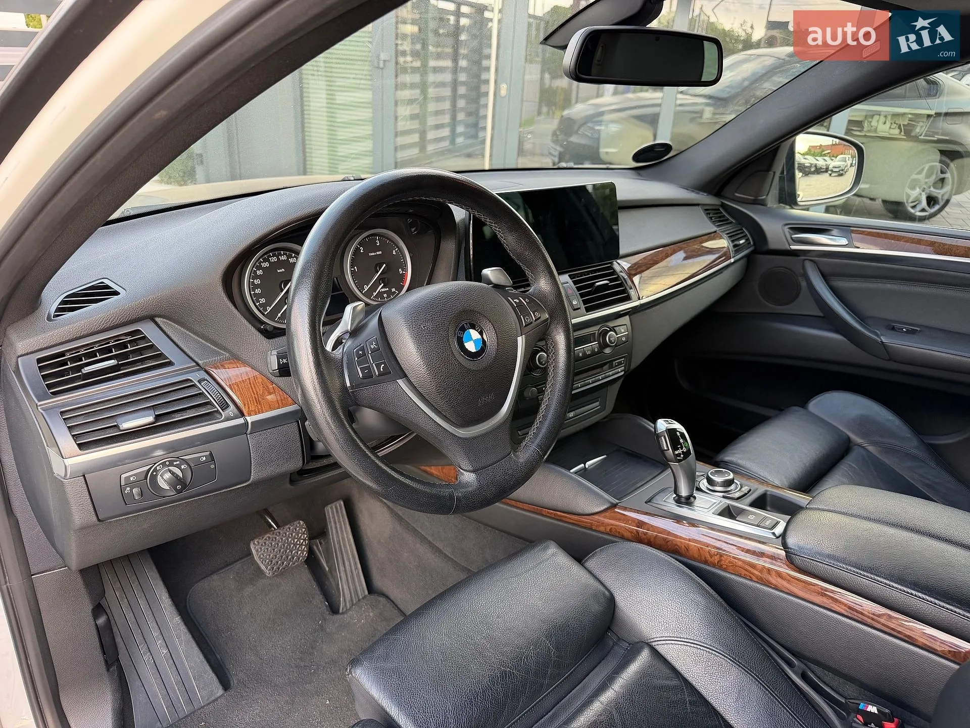 2010 BMW X6 - мініатюра 19