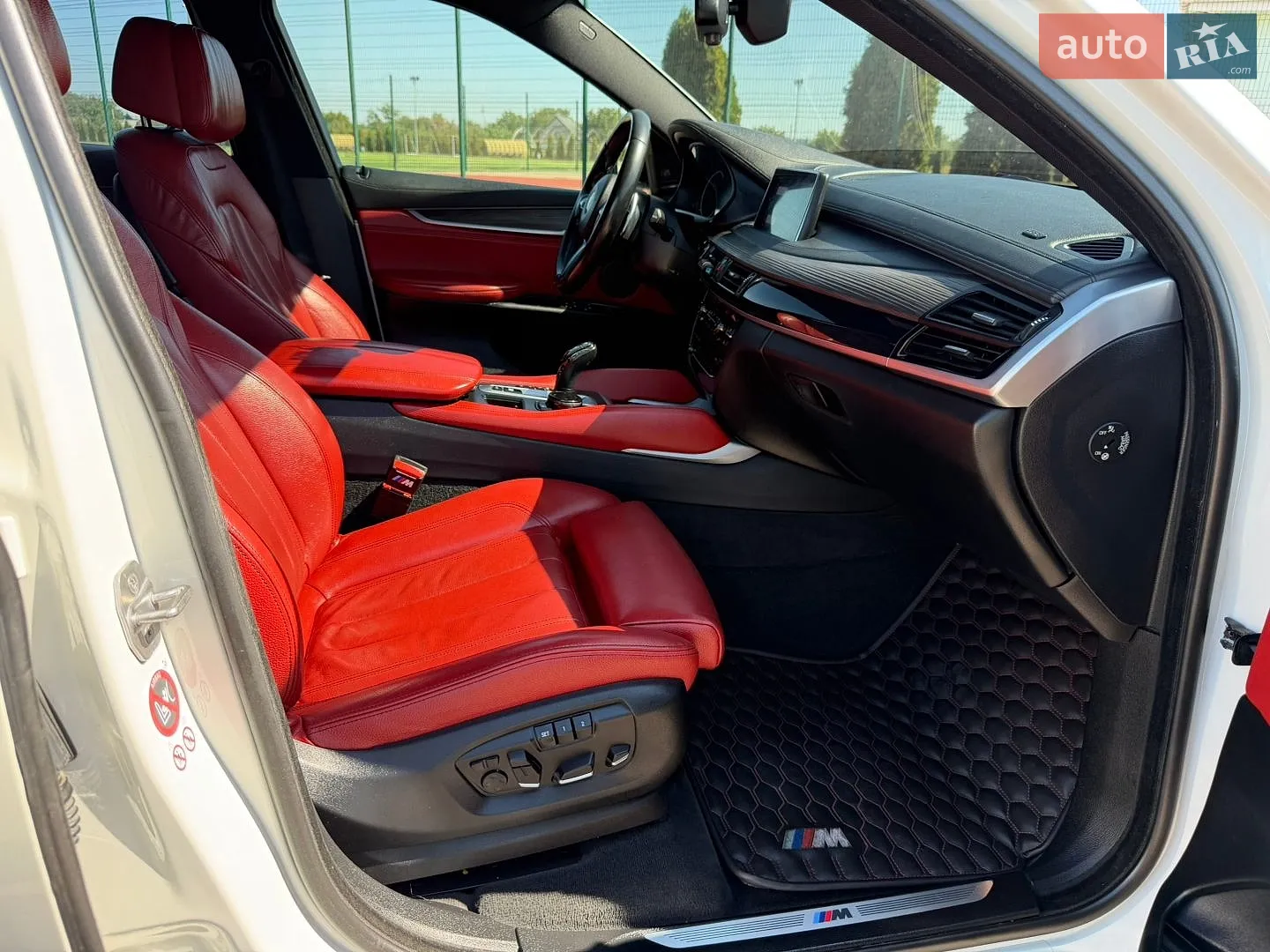 2015 BMW X6 - мініатюра 16