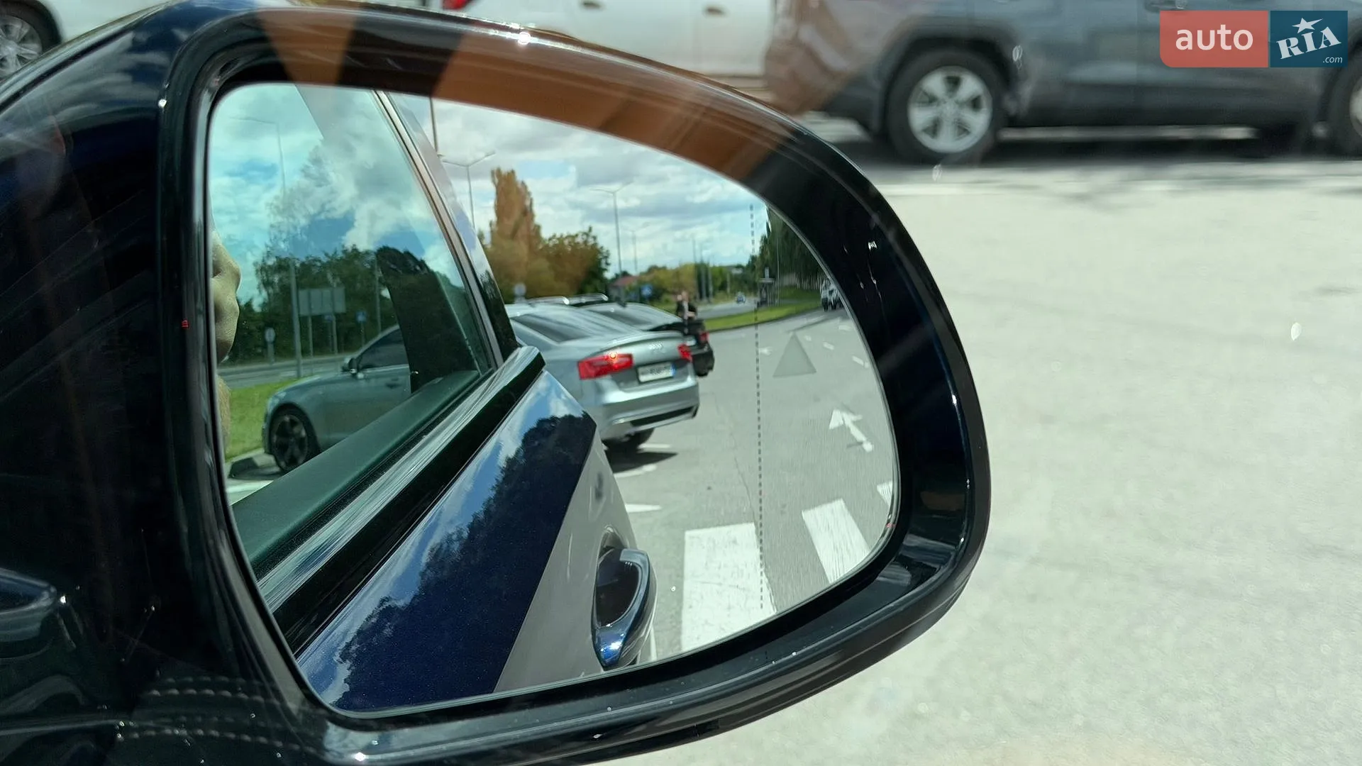 2022 BMW X6 - мініатюра 26