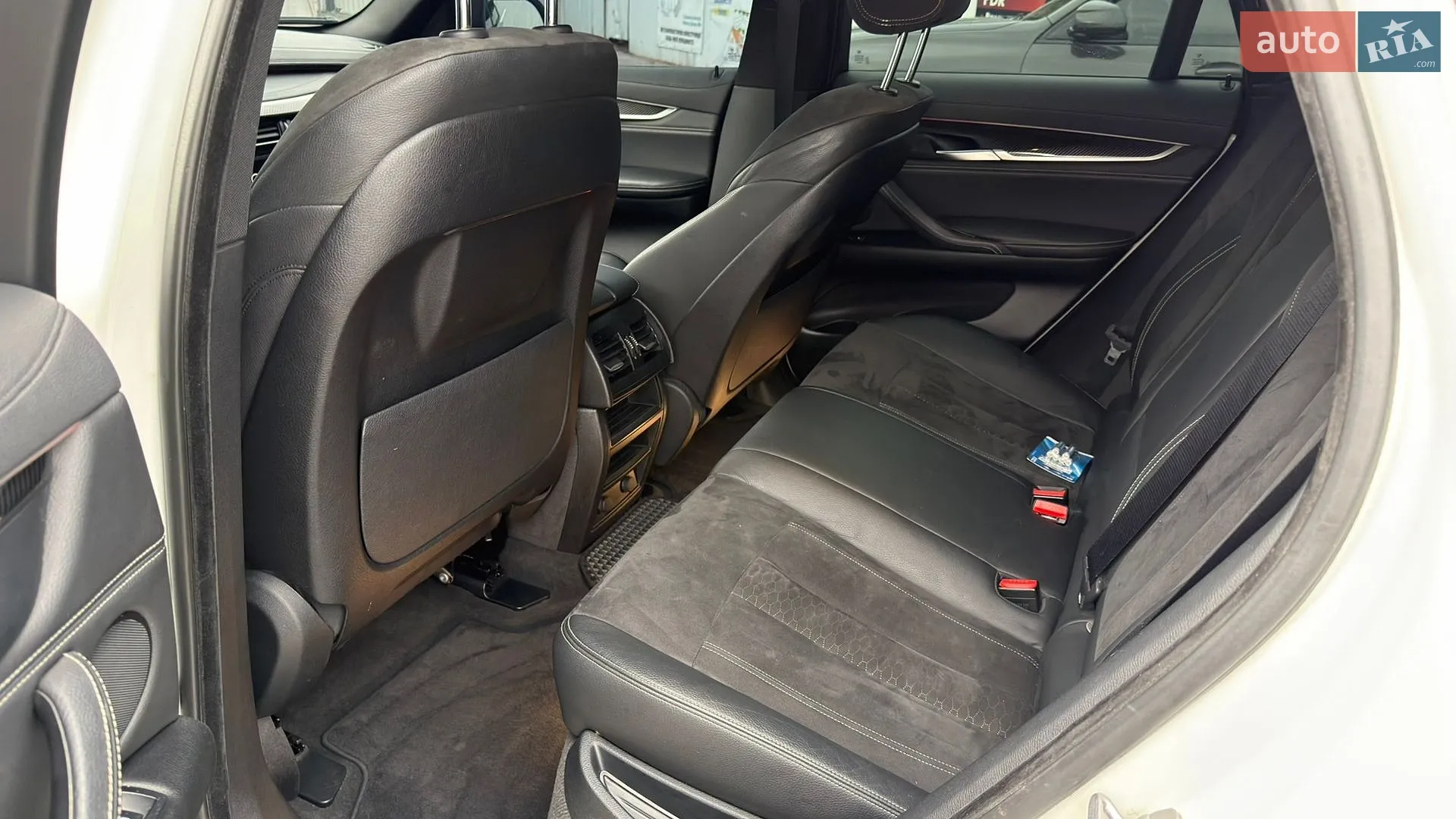 2016 BMW X6 - мініатюра 12