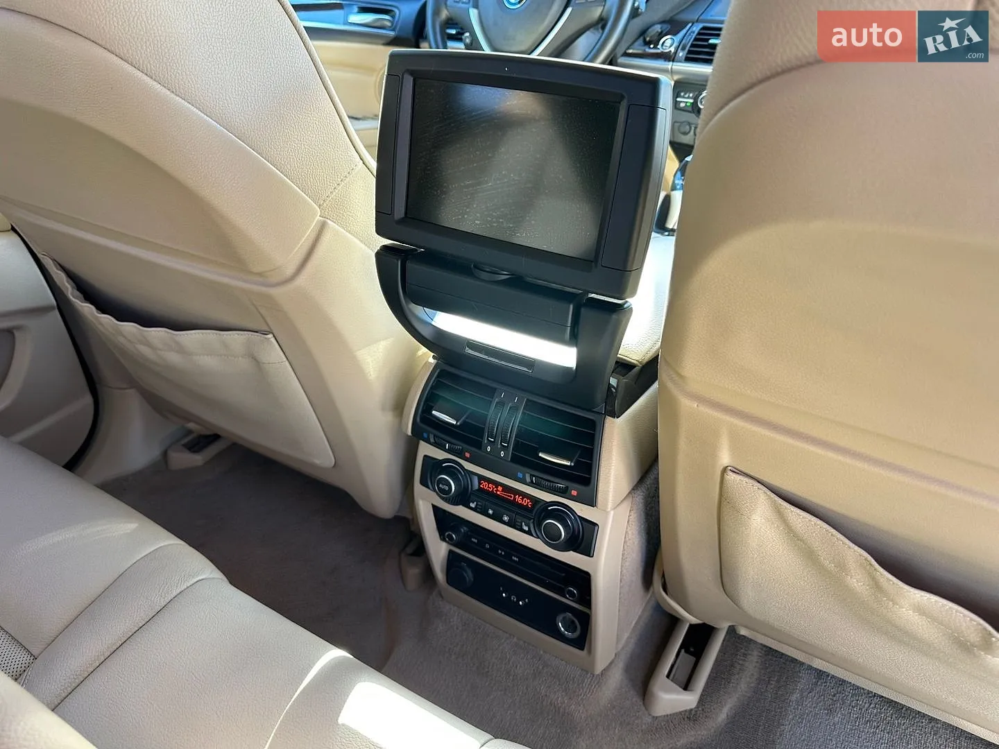 2012 BMW X6 - мініатюра 24