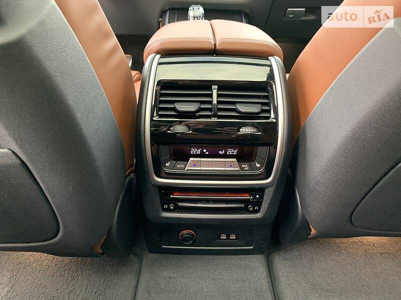Позашляховик / Кросовер BMW X7 2019 в Києві