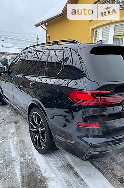 Внедорожник / Кроссовер BMW X7 2019 в Виноградове