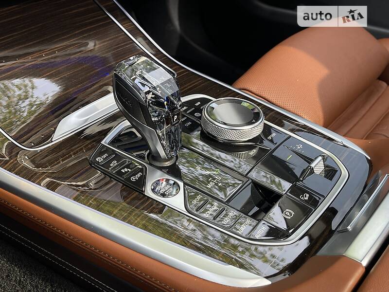 Позашляховик / Кросовер BMW X7 2020 в Києві