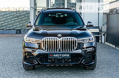 Внедорожник / Кроссовер BMW X7 2020 в 