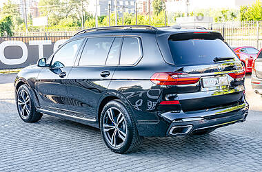Внедорожник / Кроссовер BMW X7 2020 в 