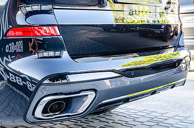 Внедорожник / Кроссовер BMW X7 2020 в 