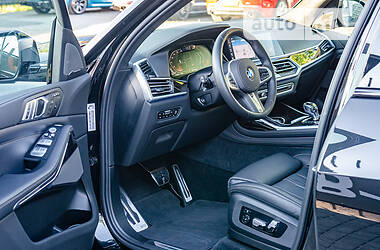 Внедорожник / Кроссовер BMW X7 2020 в 