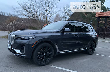 Позашляховик / Кросовер BMW X7 2020 в 