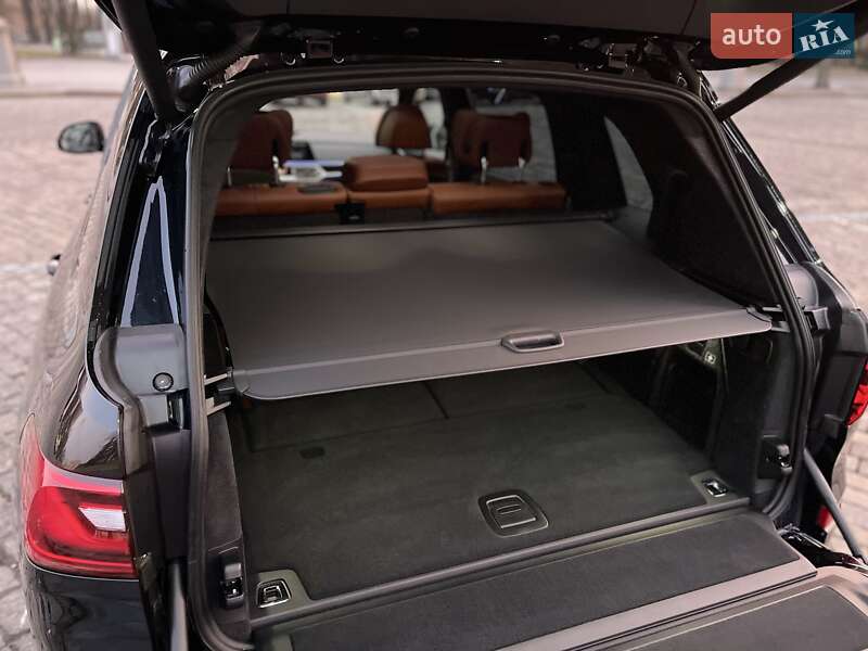 Позашляховик / Кросовер BMW X7 2020 в Харкові фото 12 Позашляховик / Кросовер BMW X7 2020 в Харкові