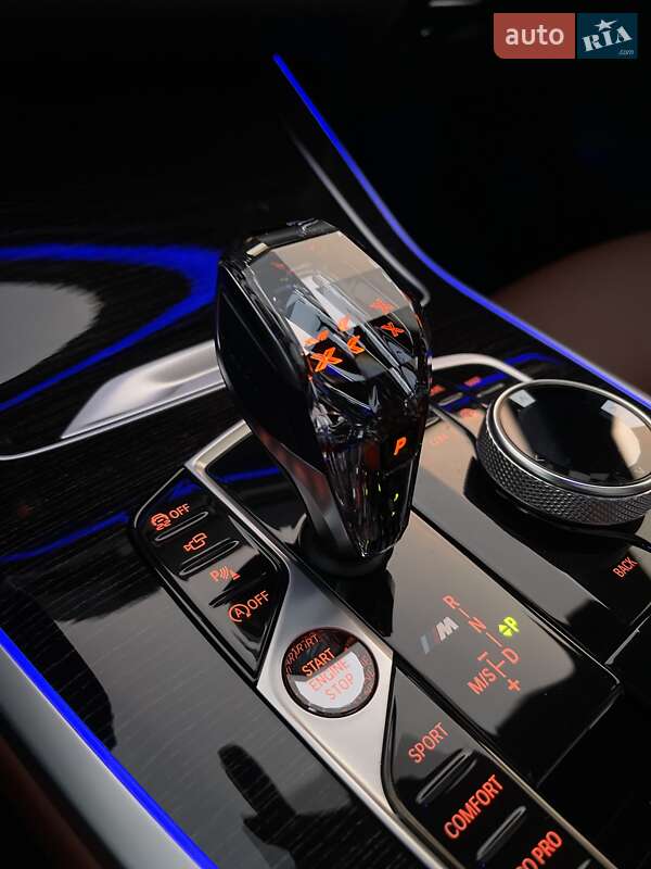 Позашляховик / Кросовер BMW X7 2020 в Харкові фото 17 Позашляховик / Кросовер BMW X7 2020 в Харкові