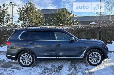 Позашляховик / Кросовер BMW X7 2019 в 