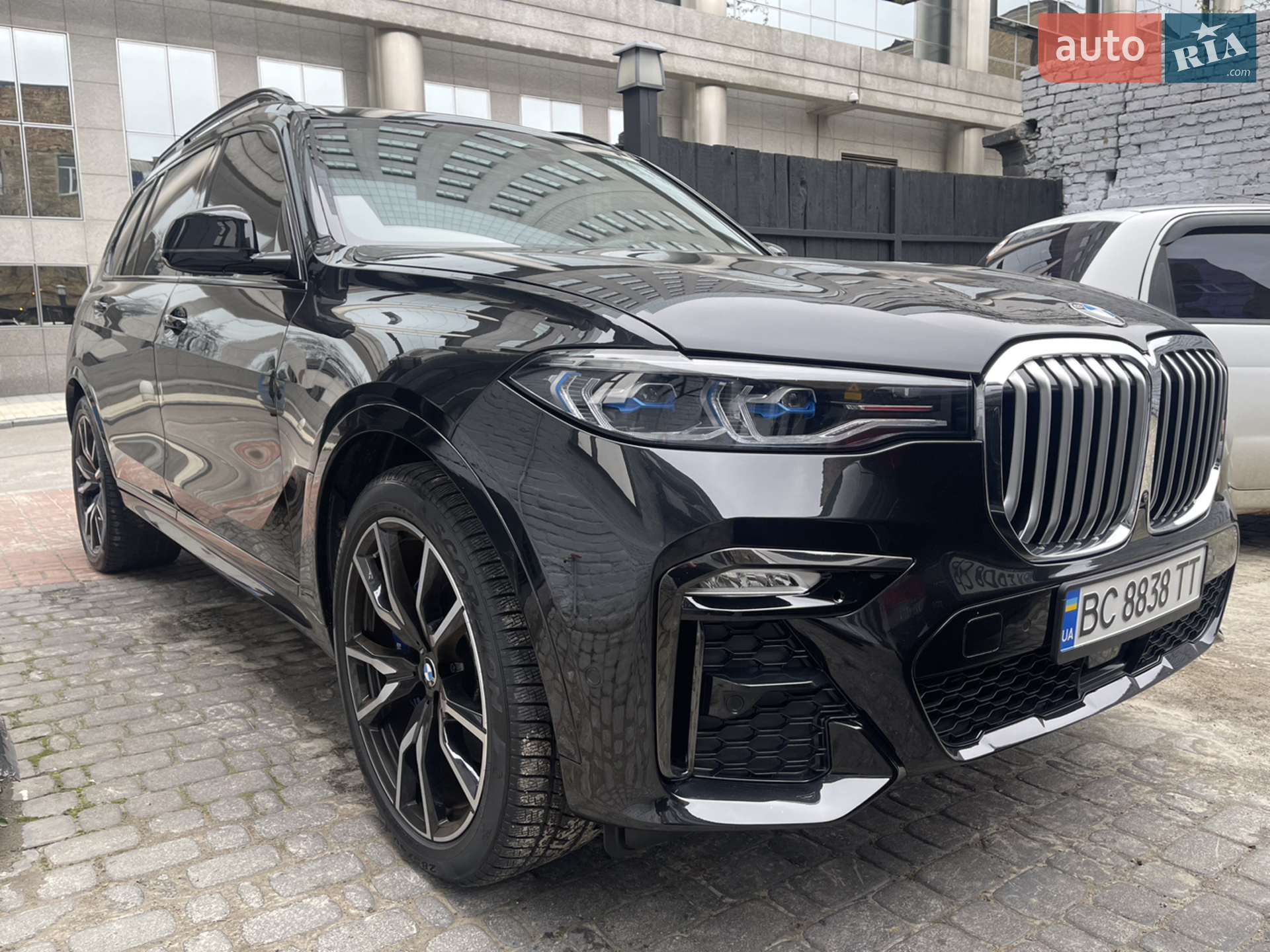 2019 BMW X7 - мініатюра 18