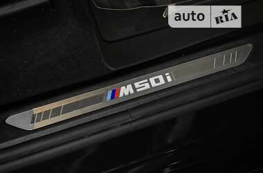 Позашляховик / Кросовер BMW X7 2020 в 