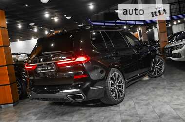 Позашляховик / Кросовер BMW X7 2020 в 