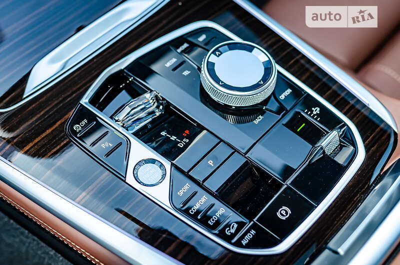 Позашляховик / Кросовер BMW X7 2023 в Києві