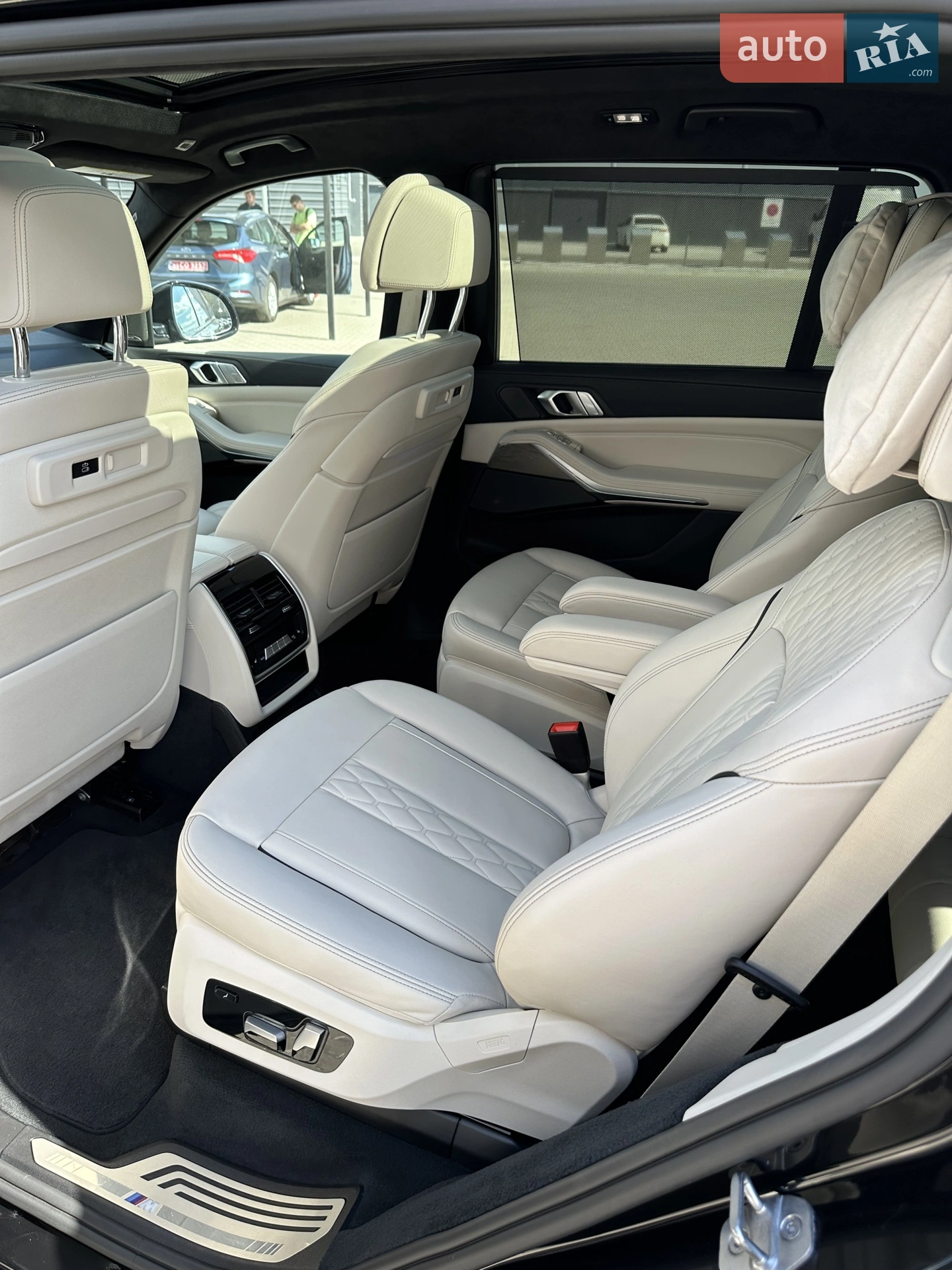 2020 BMW X7 - мініатюра 12