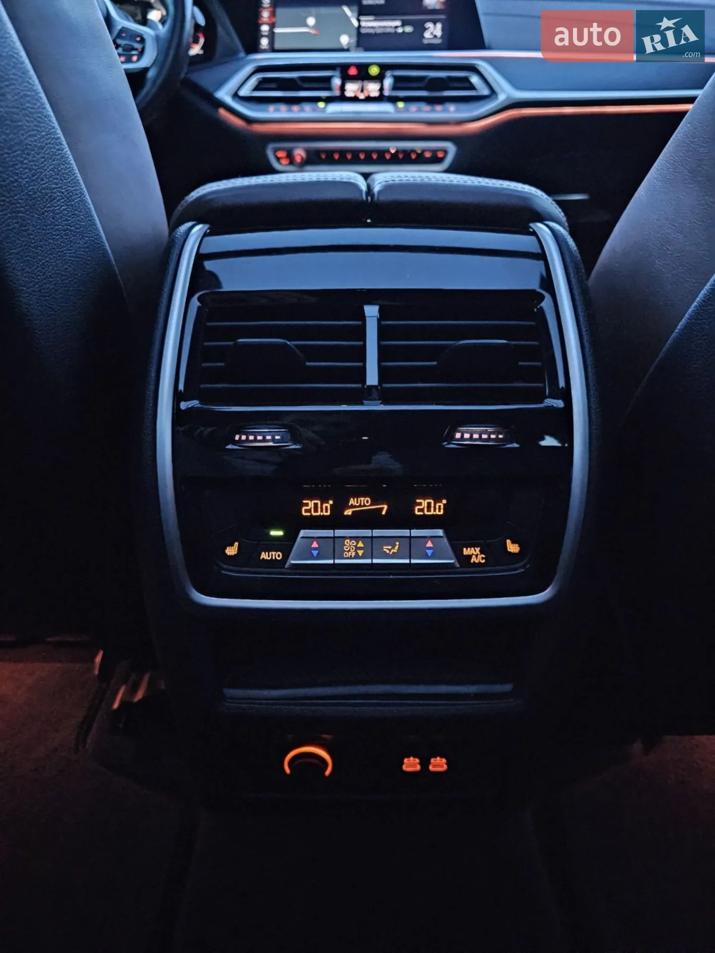 2020 BMW X7 - мініатюра 21