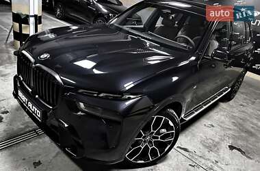 Внедорожник / Кроссовер BMW X7 2023 в Киеве