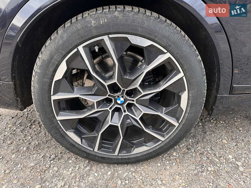 Внедорожник / Кроссовер BMW X7 2023 в Ужгороде