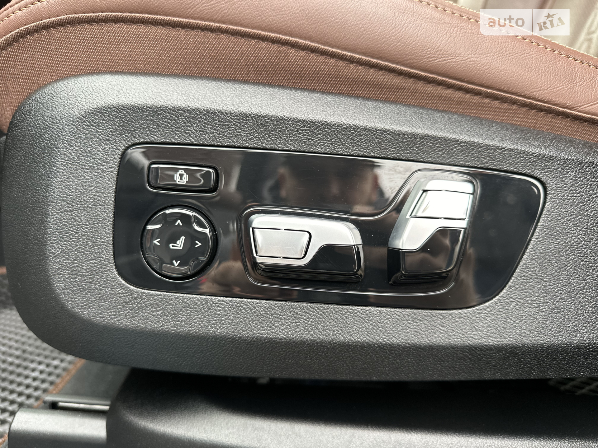 2019 BMW X7 - мініатюра 28