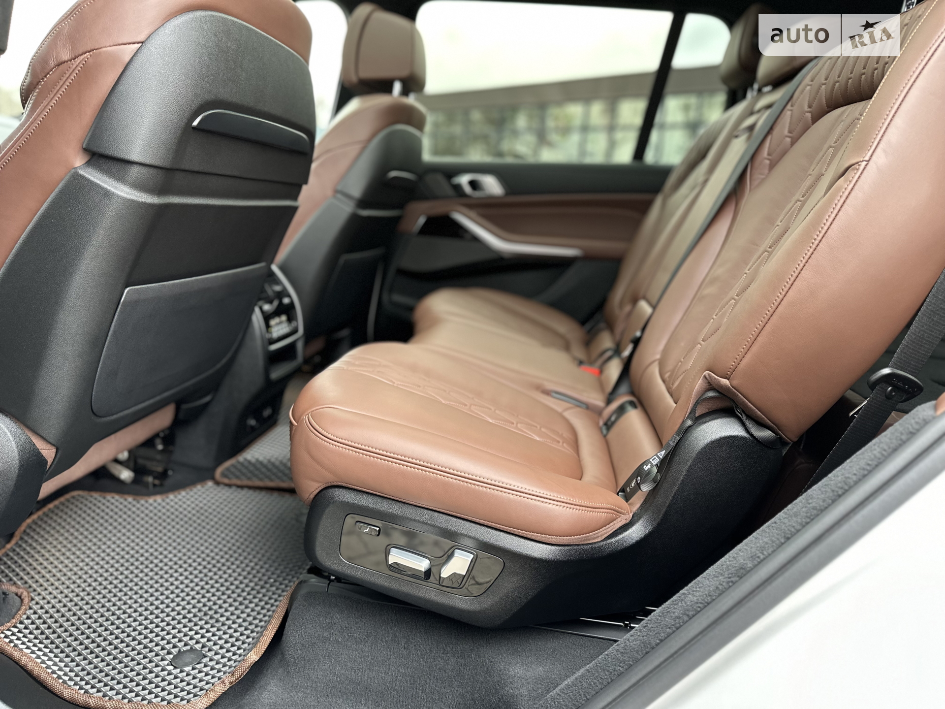 2019 BMW X7 - мініатюра 37