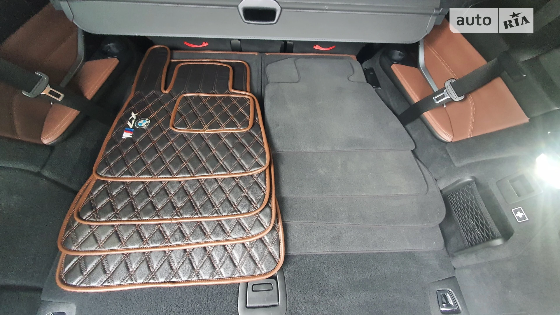 2019 BMW X7 - мініатюра 76