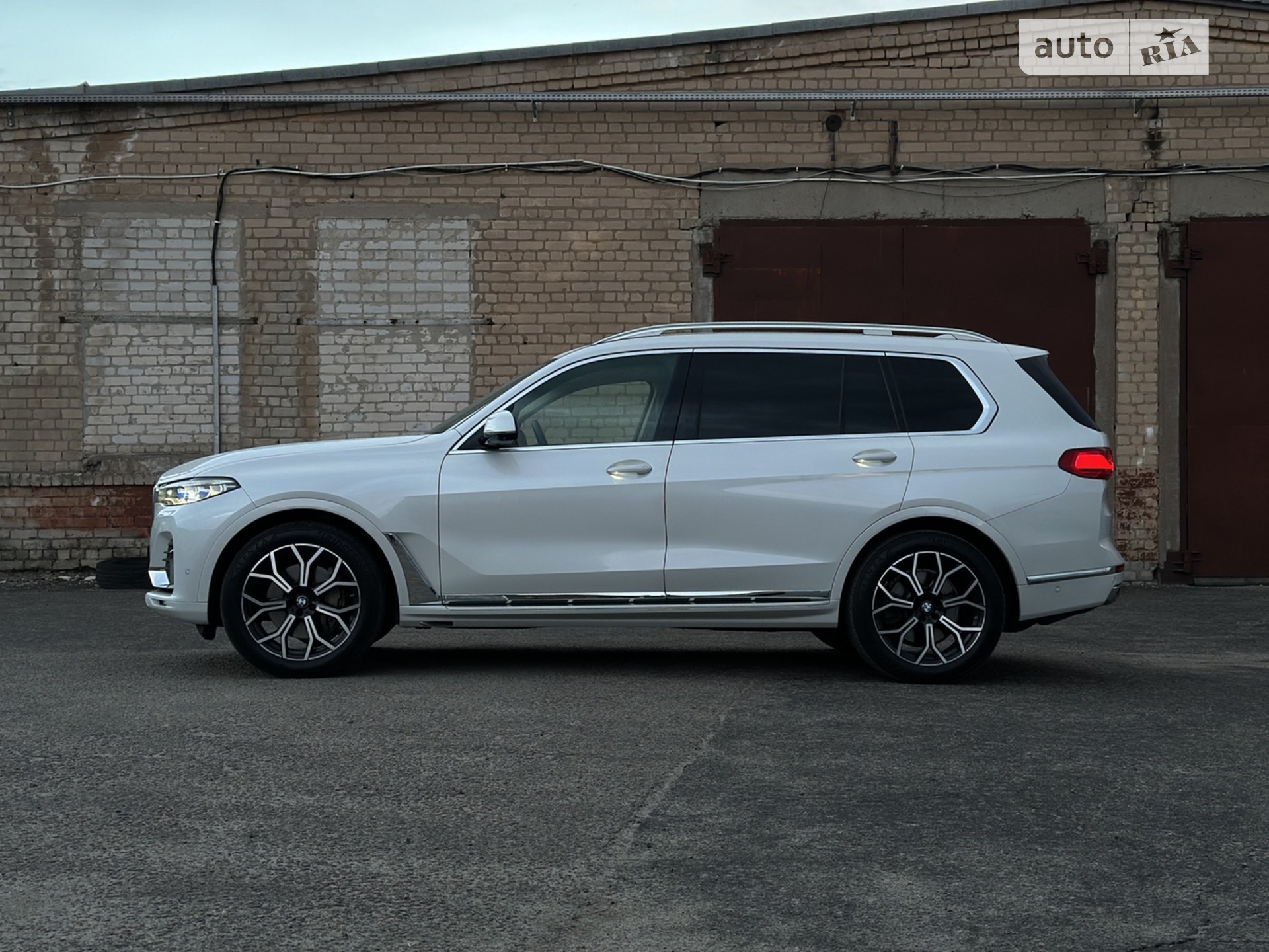 2019 BMW X7 - мініатюра 2