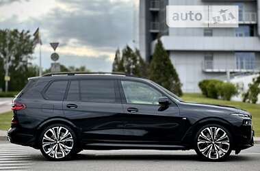 Внедорожник / Кроссовер BMW X7 2024 в 