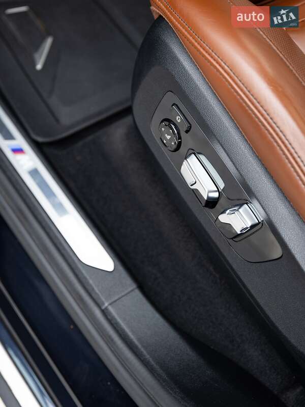 Внедорожник / Кроссовер BMW X7 2021 в Ужгороде