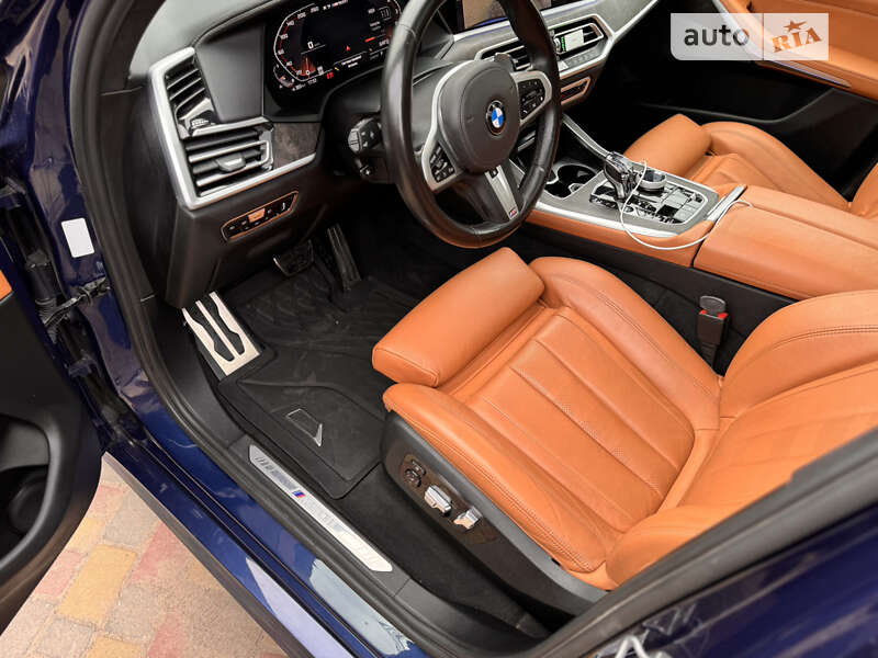 Внедорожник / Кроссовер BMW X7 2021 в Ровно